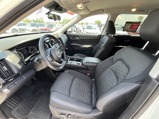 2022 Nissan Pathfinder SV 4WD