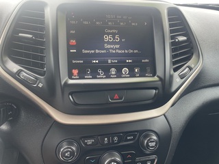 2016 Jeep Cherokee Latitude Altitude FWD