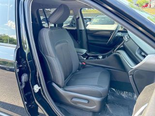 2023 Jeep Grand Cherokee Laredo L