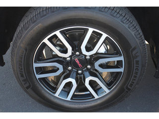 2023 GMC Sierra 1500 AT4 4WD 147WB