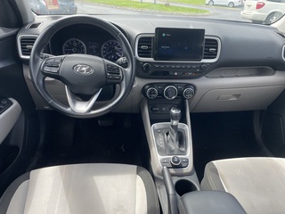 2021 Hyundai Venue SEL FWD