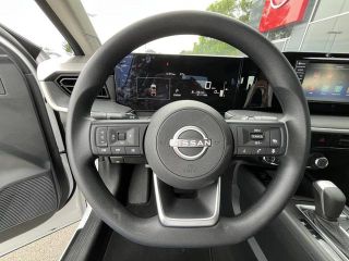 2025 Nissan Kicks S FWD