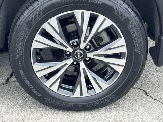 2023 Nissan Rogue SV AWD