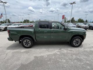 2024 Nissan Frontier SL 4WD