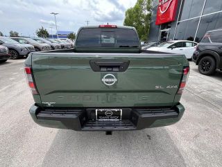 2024 Nissan Frontier SL 4WD