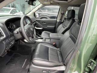 2024 Nissan Frontier SL 4WD