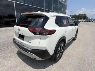 2023 Nissan Rogue Platinum FWD