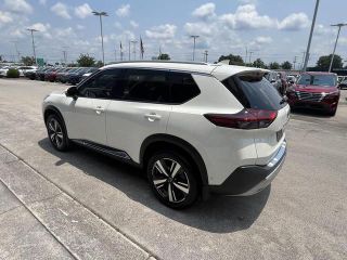 2023 Nissan Rogue Platinum FWD