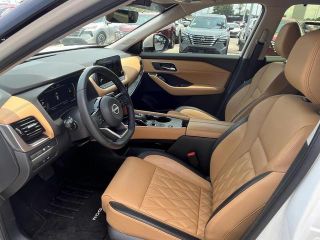 2023 Nissan Rogue Platinum FWD