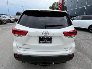 2017 Toyota Highlander LE AWD