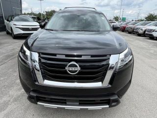 2024 Nissan Pathfinder Platinum 2WD