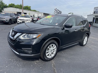 2017 Nissan Rogue SV FWD