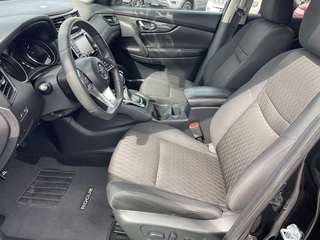 2017 Nissan Rogue SV FWD