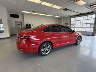 2019 Volkswagen Jetta R-Line