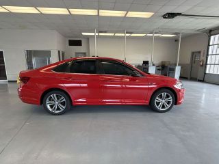 2019 Volkswagen Jetta R-Line