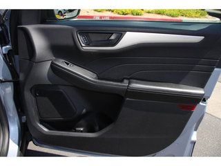 2022 Ford Escape SE FWD