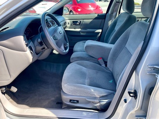 2003 Ford Taurus SES Standard