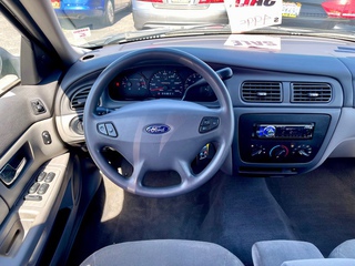 2003 Ford Taurus SES Standard
