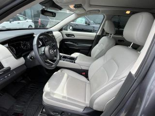 2024 Nissan Pathfinder SL 4WD