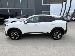 2025 Nissan Kicks SV FWD