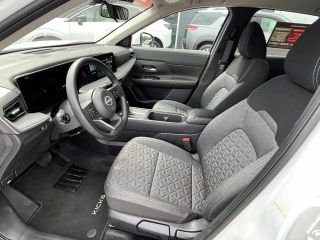 2025 Nissan Kicks SV FWD
