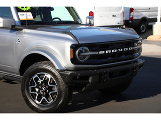 2023 Ford Bronco Base 4 dr 4WD