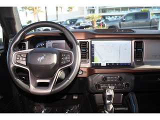 2023 Ford Bronco Base 4 dr 4WD