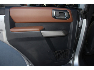 2023 Ford Bronco Base 4 dr 4WD