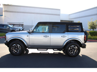 2023 Ford Bronco Base 4 dr 4WD