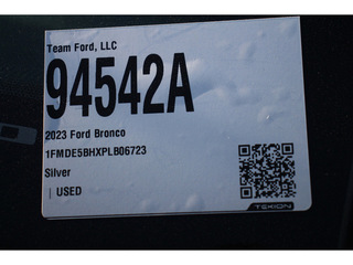 2023 Ford Bronco Base 4 dr 4WD