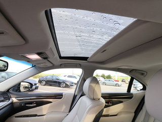 2017 Lexus LS460 RWD