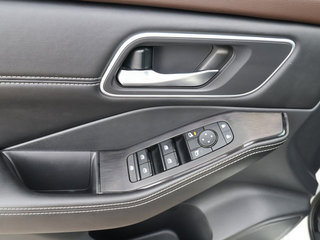 2021 Nissan Rogue SV FWD