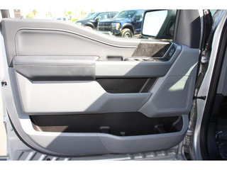 2022 Ford F-150 Lariat 4WD 5.5ft Box