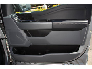 2022 Ford F-150 Lariat 4WD 5.5ft Box