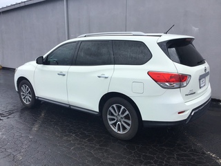 2016 Nissan Pathfinder 