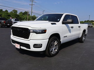 2025 Ram 1500 Tradesman 4WD 5ft7 Box