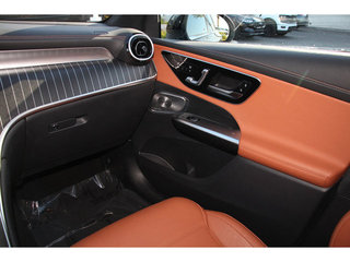 2023 Mercedes-Benz GLC-Class GLC300
