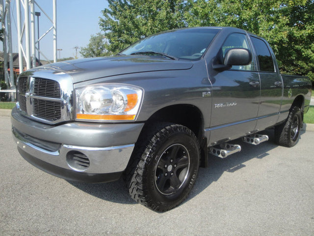 2006 Dodge Ram SLT 4X4