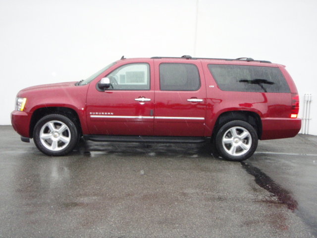 2010 Chevrolet Suburban LTZ 4WD