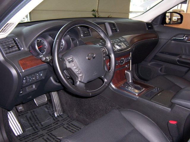 2009 INFINITI M35 S