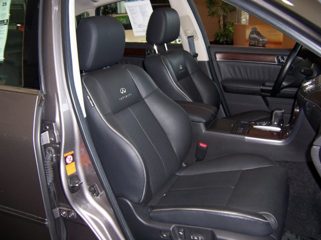 2009 INFINITI M35 S