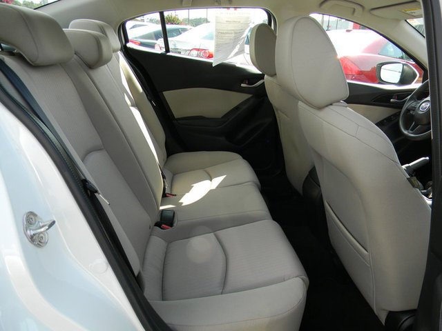 2014 Mazda Mazda3 i Sport