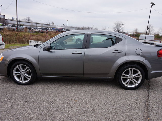 2012 Dodge Avenger SE