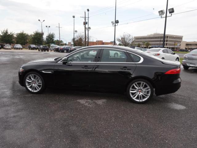2016 Jaguar XF 35t Prestige RWD