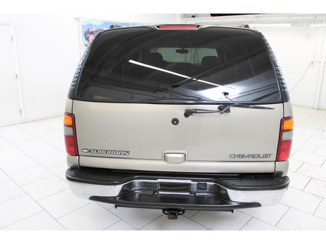 2016 Chevrolet Suburban LT 2WD