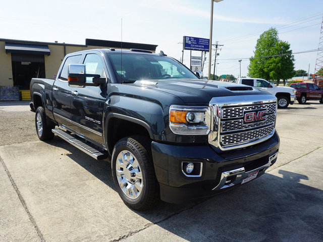 2018 GMC Sierra 2500HD Denali 4WD 153WB