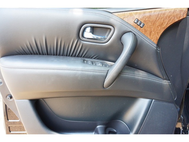 2016 INFINITI QX80 2WD