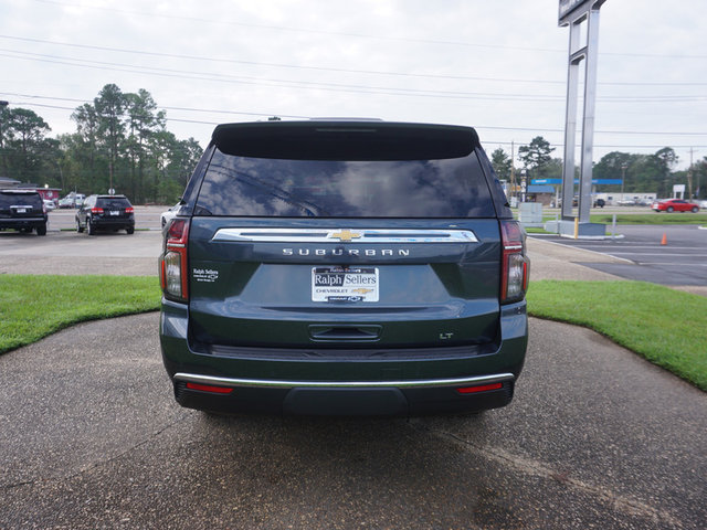 2021 Chevrolet Suburban LT 2WD