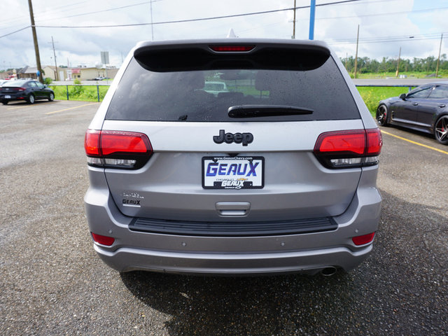 2020 Jeep Grand Cherokee Altitude 2WD