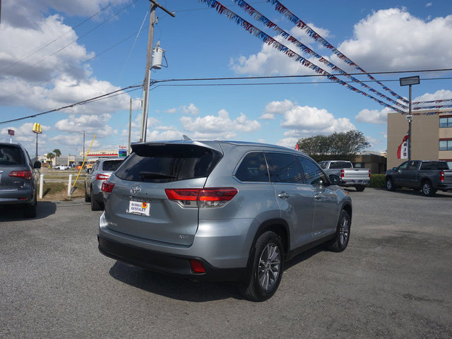 2019 Toyota Highlander SE FWD